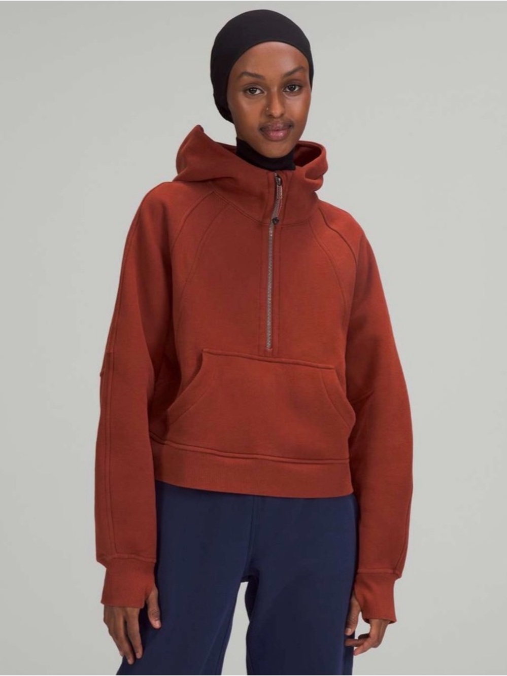 Lululemon Scuba Oversized Half-Zip Hoodie
Date Brown